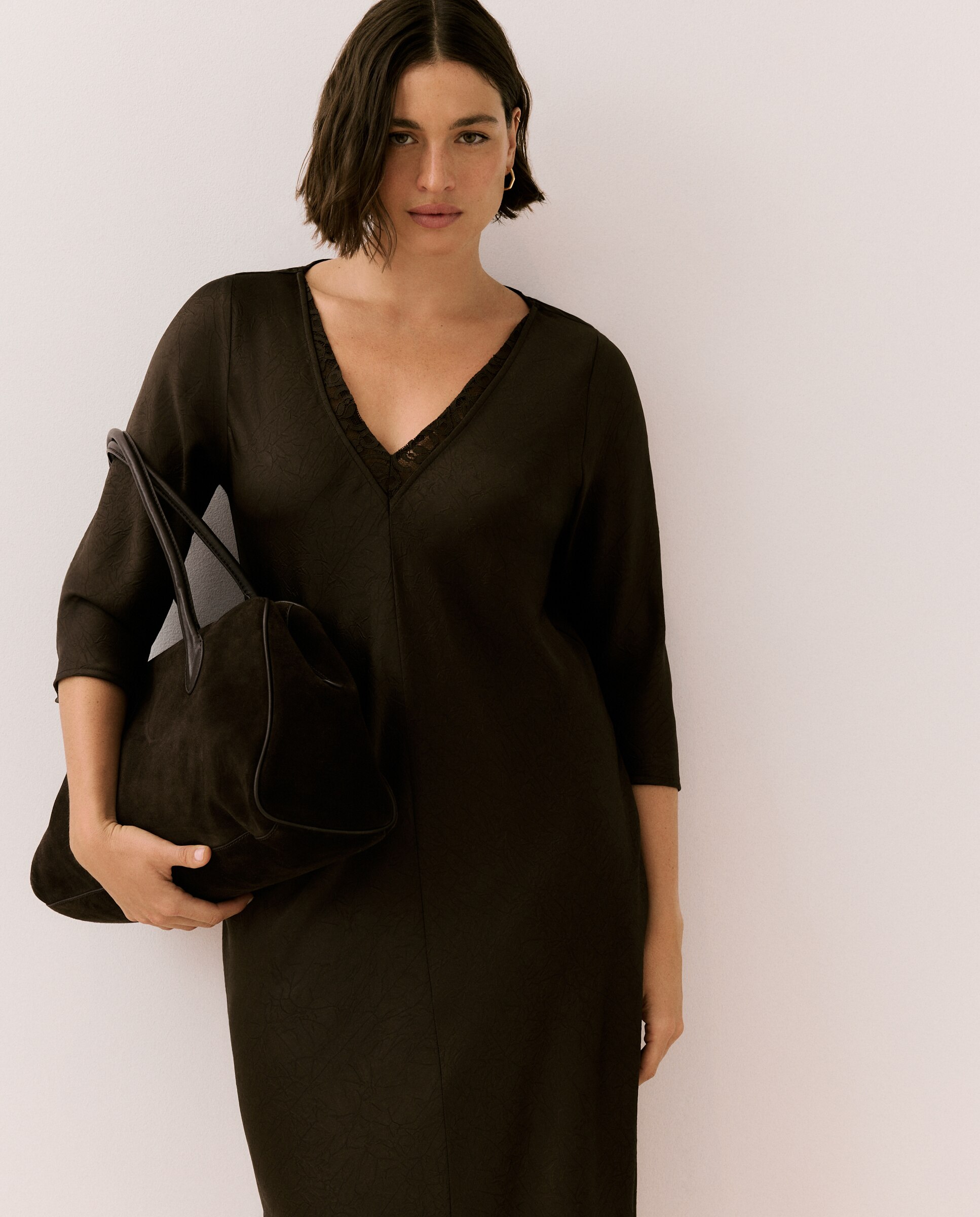 Imagem 0 de Vestido Acetinado