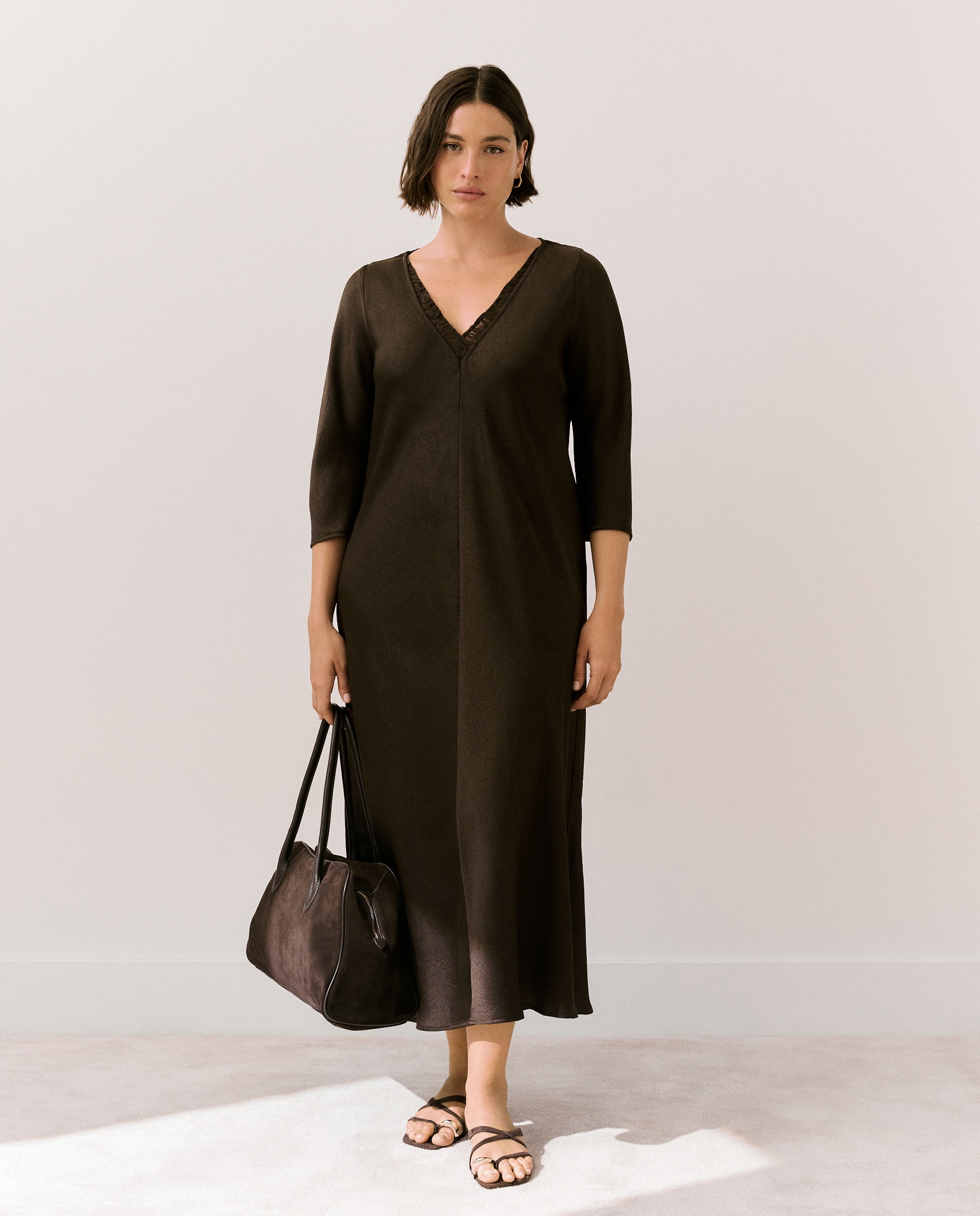 Vestido Acetinado Castanho-2