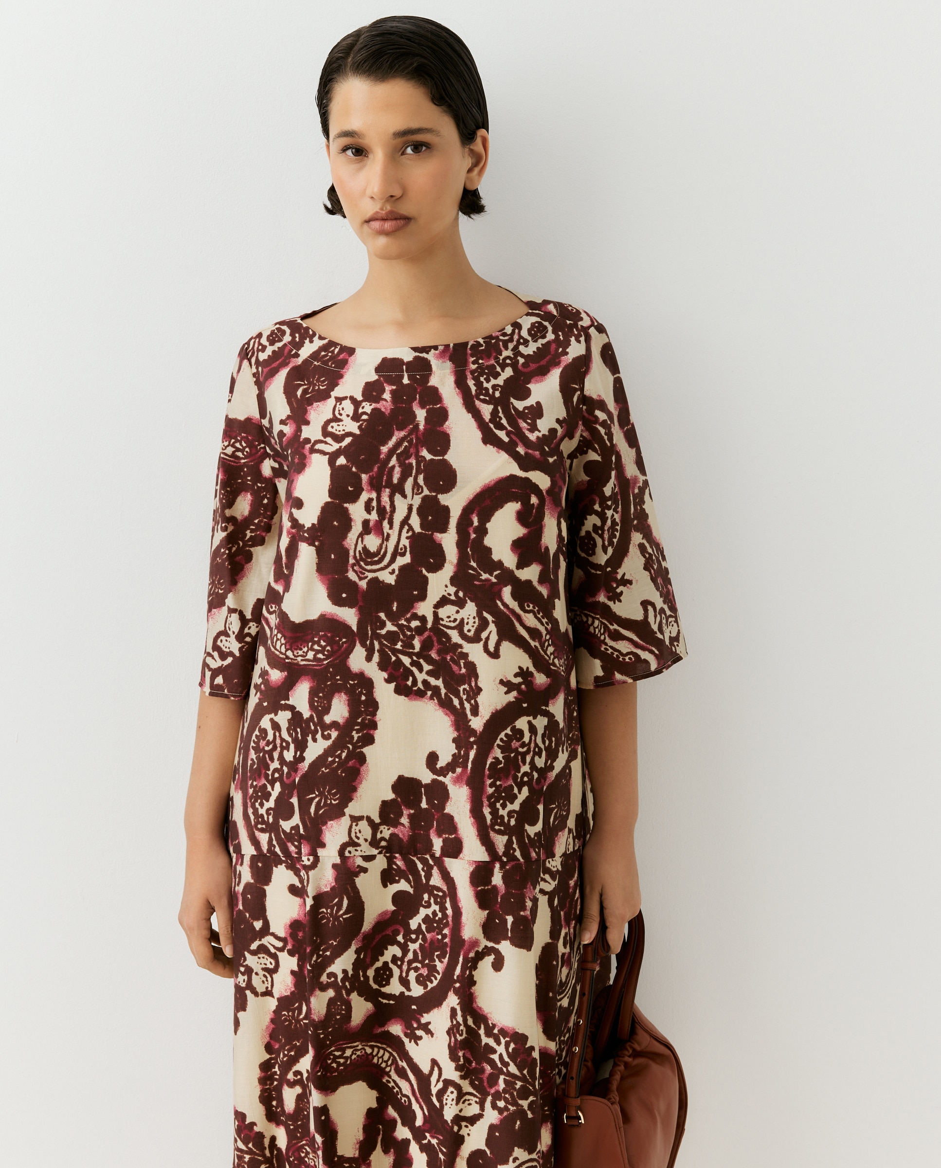 Vestido Midi Estampado com Manga Curta Rosa-2