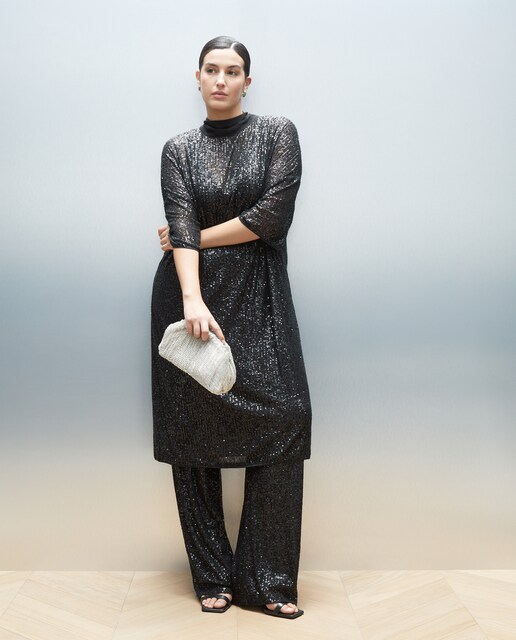 Vestido corto con lentejuelas