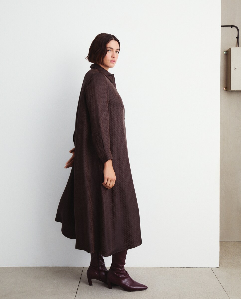 Vestido Camiseiro Midi com Bolsos Castanho-2