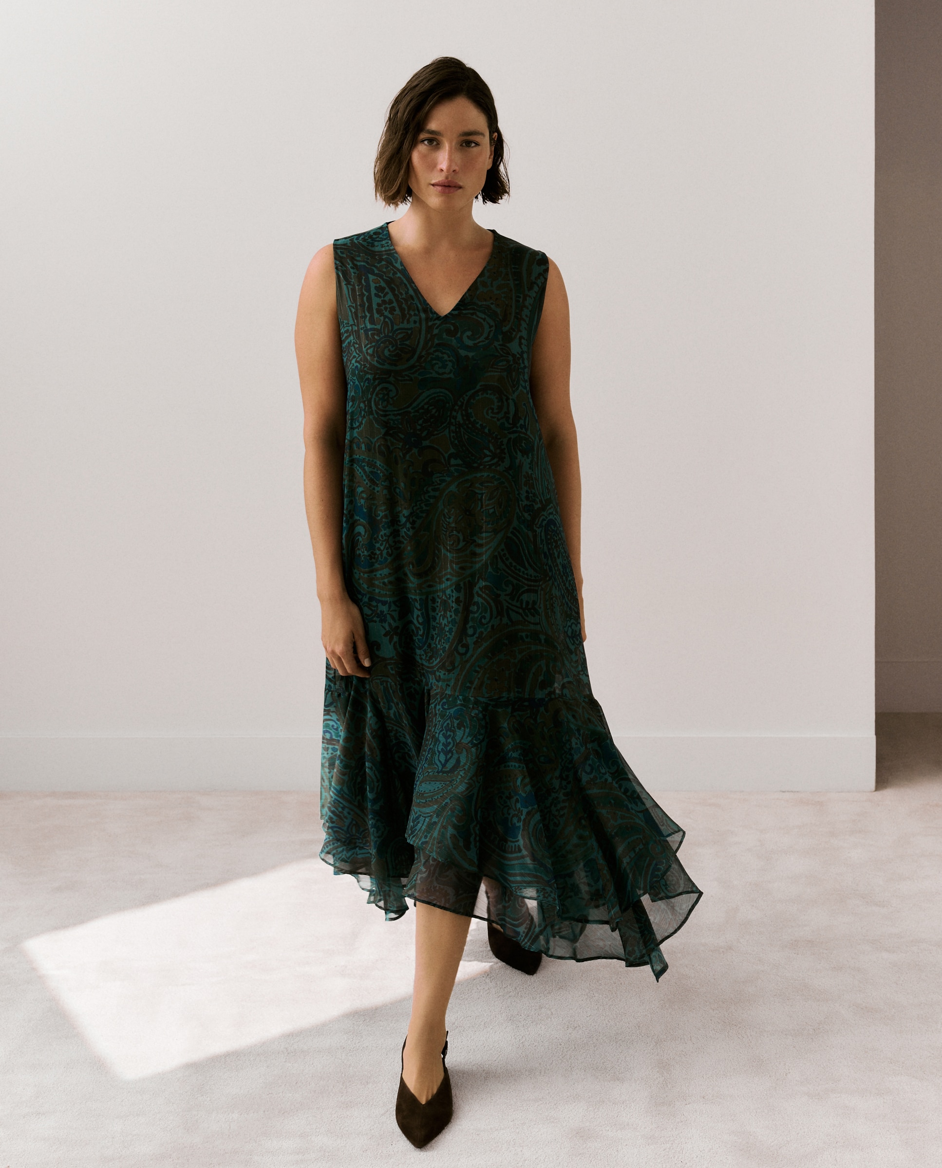 Vestido comprido com folhos Azul-1