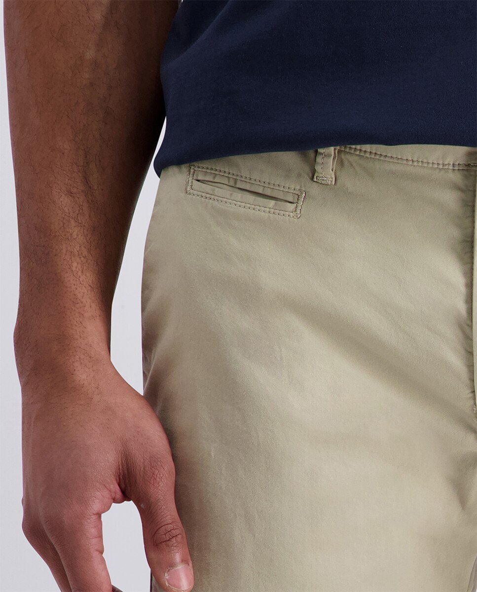 Bermudas de Popelina Regular Fit com Cós Elástica - Azul-Marinho Bege-4