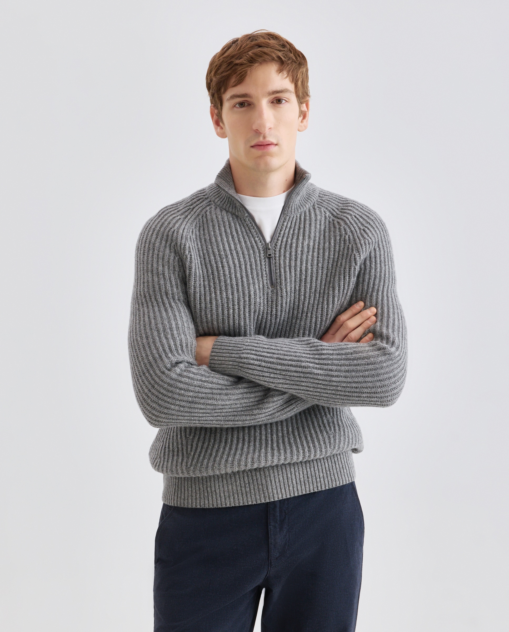 Imagen 1 de Punto para hombre con estilo moderno Gris