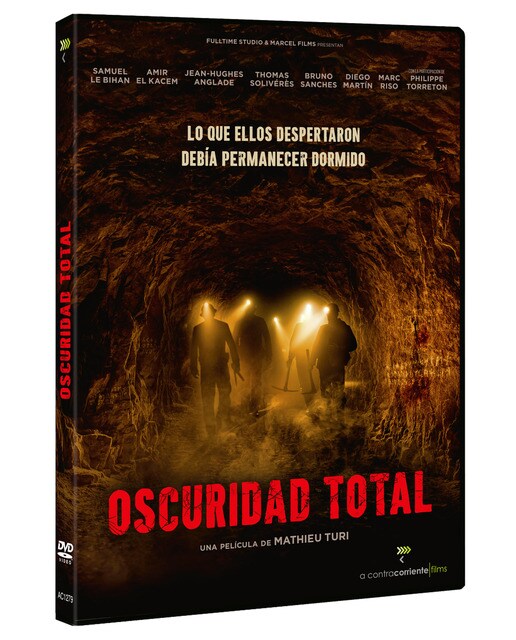 Oscuridad total (DVD).