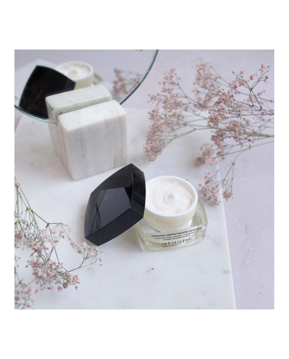 Cofre Firmeza y Luminosidad Cellular Cosmetics Atashi 8