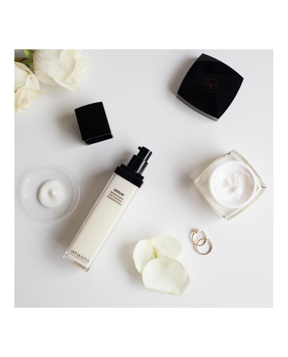 Cofre Firmeza y Luminosidad Cellular Cosmetics Atashi 9