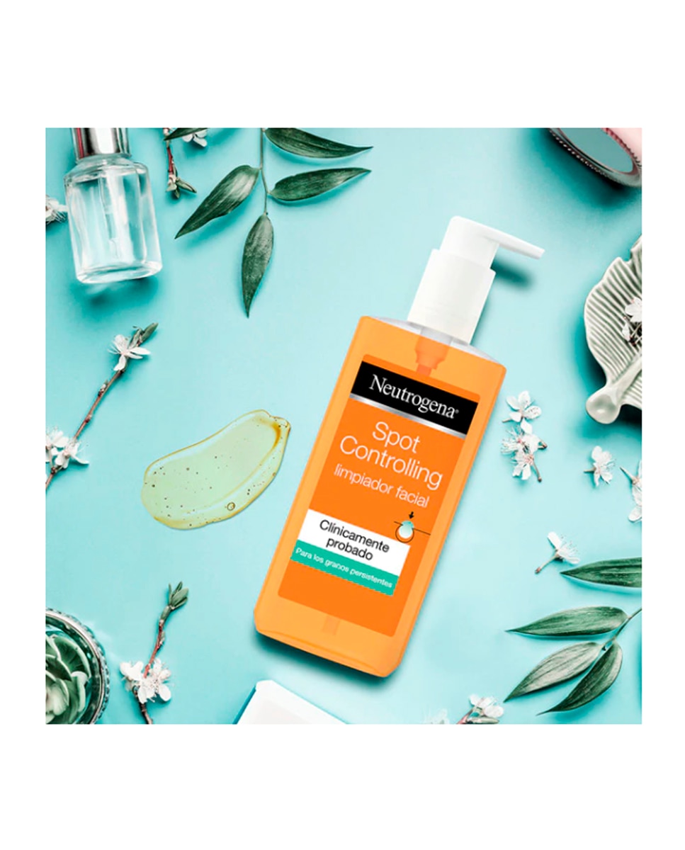 Limpiador Facial Spot Controlling con Ácido Salicílico Piel Propensa al Acné Neutrogena - 200 ml 5