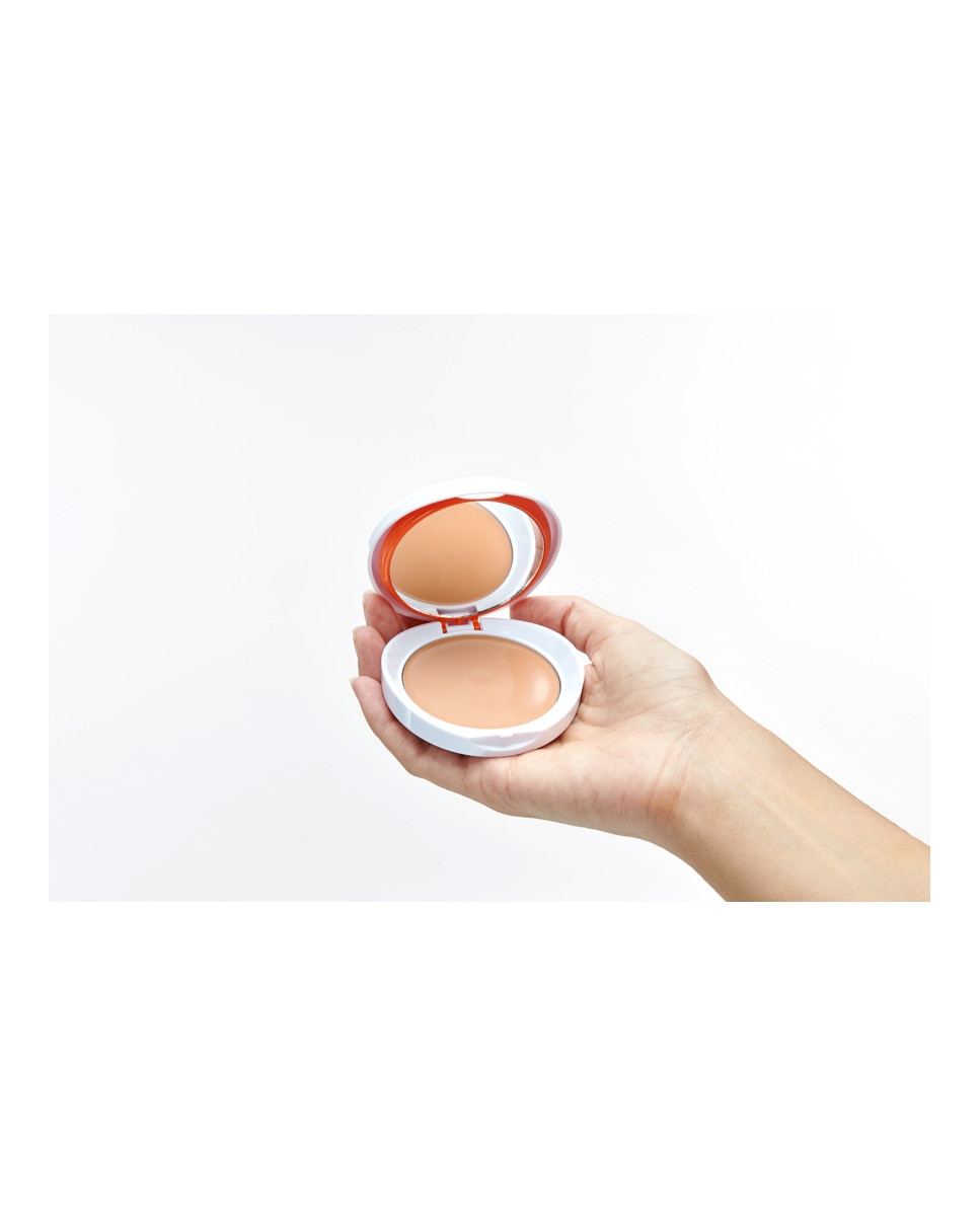 Protector solar Compacto Brown SPF50 Heliocare Color - 10 g 4