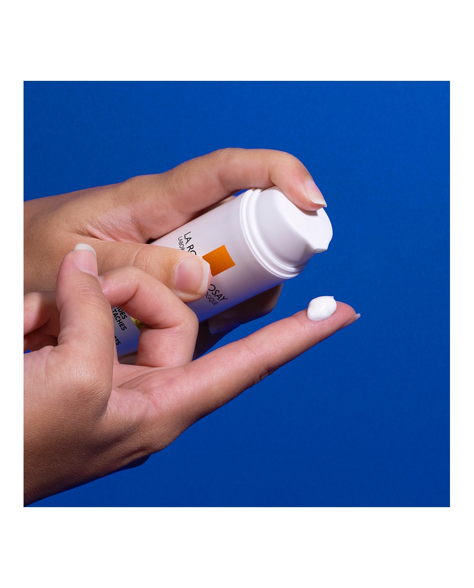 Gel-Crema Fotocorrección Con Ácido Hialurónico, Niacinamida y Phe-Resorcinol Anthelios Age Correct spf50 La Roche Posay - 50 ml 10