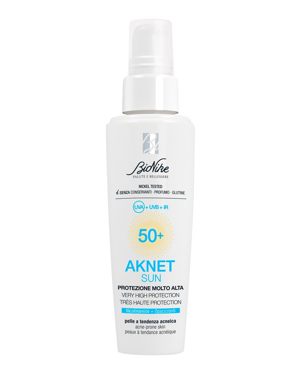 Imagen 0 de Protector solar de rostro alta protección sun 50+ Aknet 50 ml Bionike
