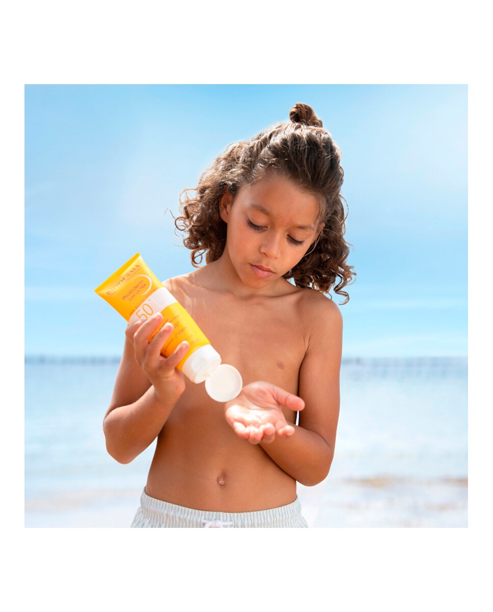 Photoderm Lait ULTRA SPF 50 · Leche familiar - 200 ml 4