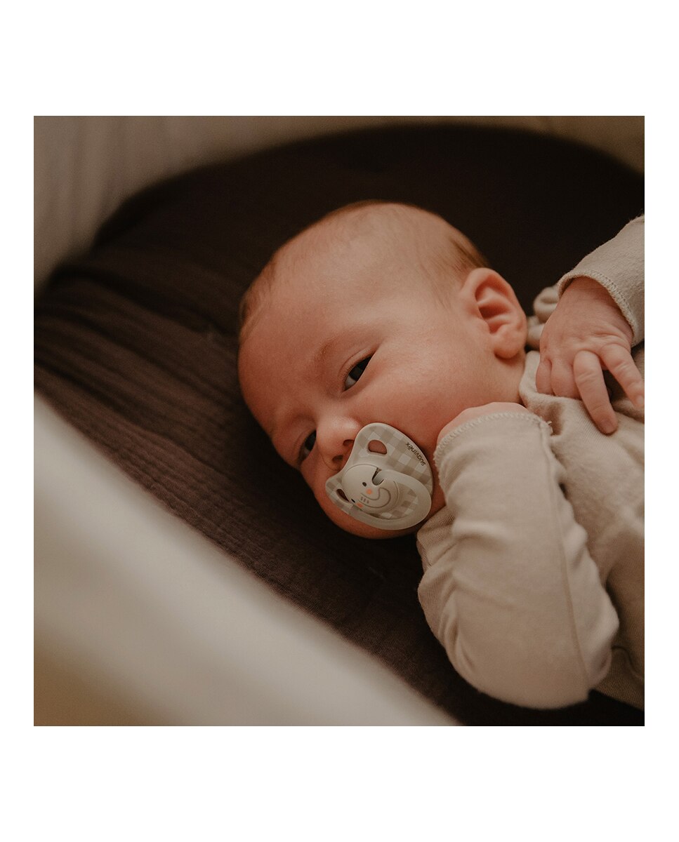 Pack Duplo Chupete Noche & DíaTetina Anatómica de Silicona 0-6 meses Suavinex 4