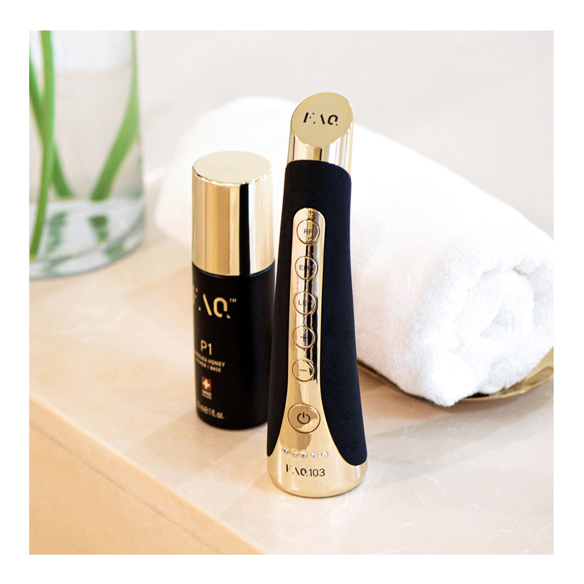 FAQ™ 103 El dispositivo facial con diamantes 3