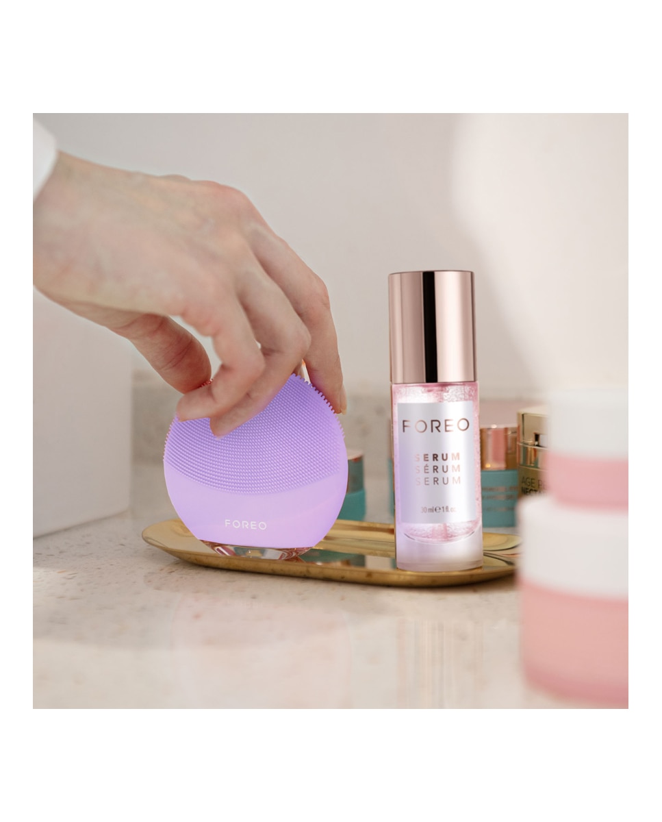 LUNA™ 4 mini - Dispositivo inteligente de limpieza facial con 2