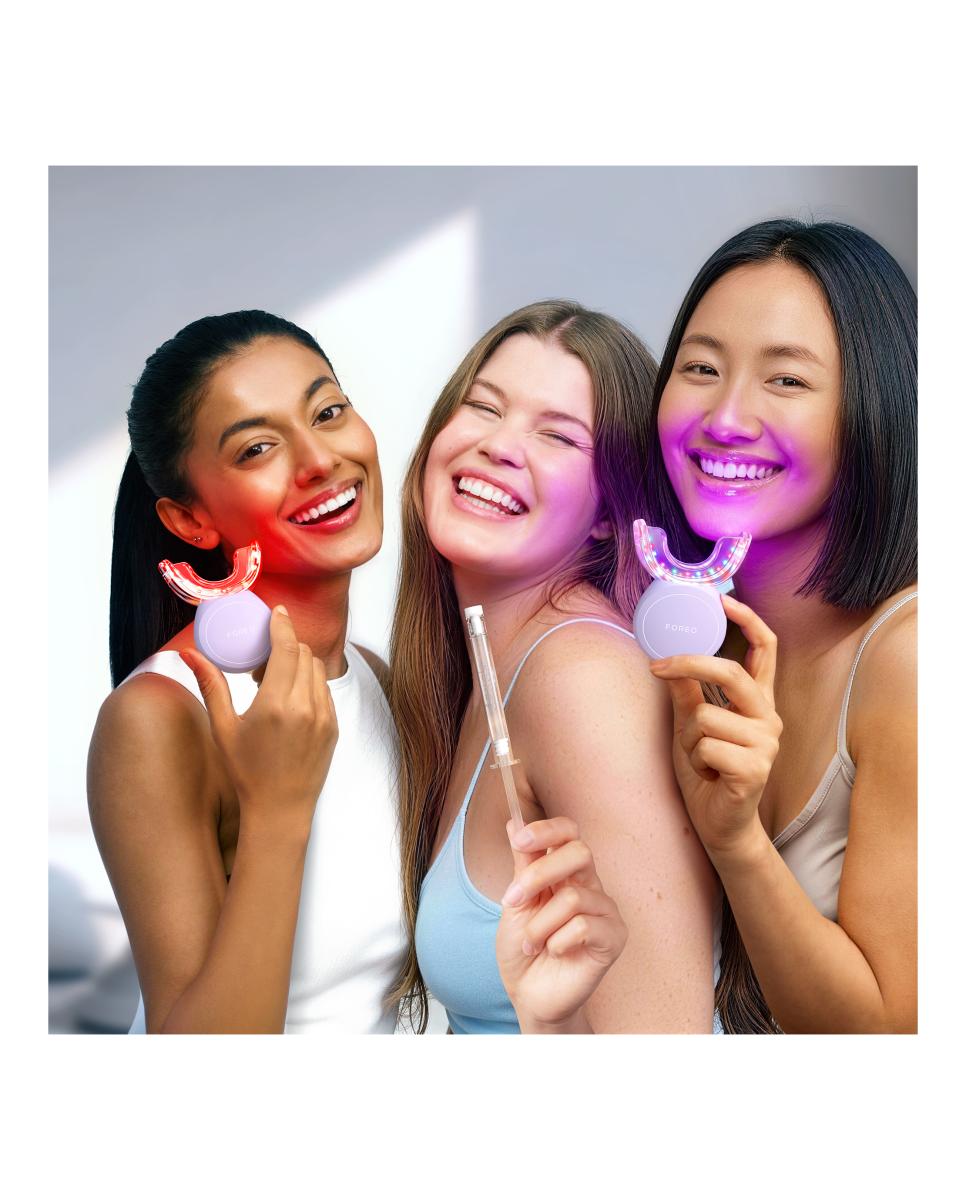 Imagen 5 de Issa Teeth Whitening Estuche de Regalo - Lila Lila