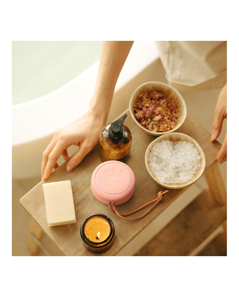 LUNA™ 4 body - Dispositivo limpiador y masajeador corporal 2 en 1 con pulsaciones T-Sonic™ para todo tipo de pieles Peach Perfect FOREO Peach Perfect Peach Perfect-6