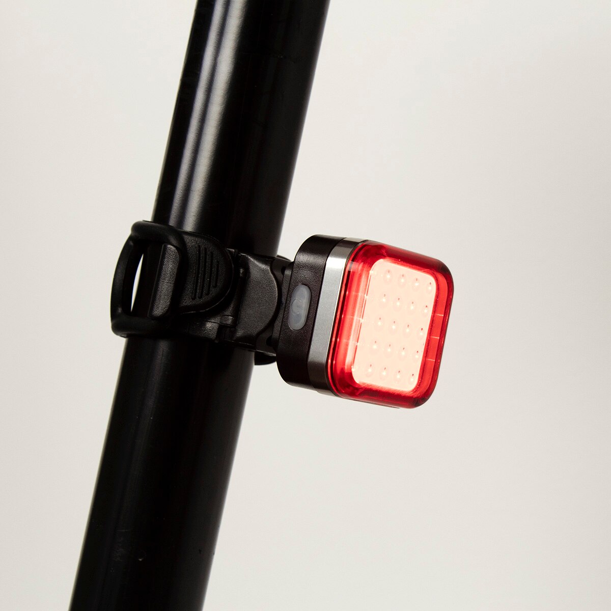 Luz Traseira Bicicleta Focus 40 Lúmenes Preto-6