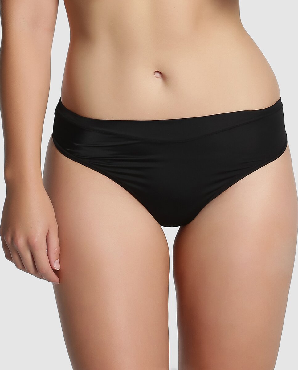 Tanga suave, sedosa e aromática de mulher Janira Preto-1