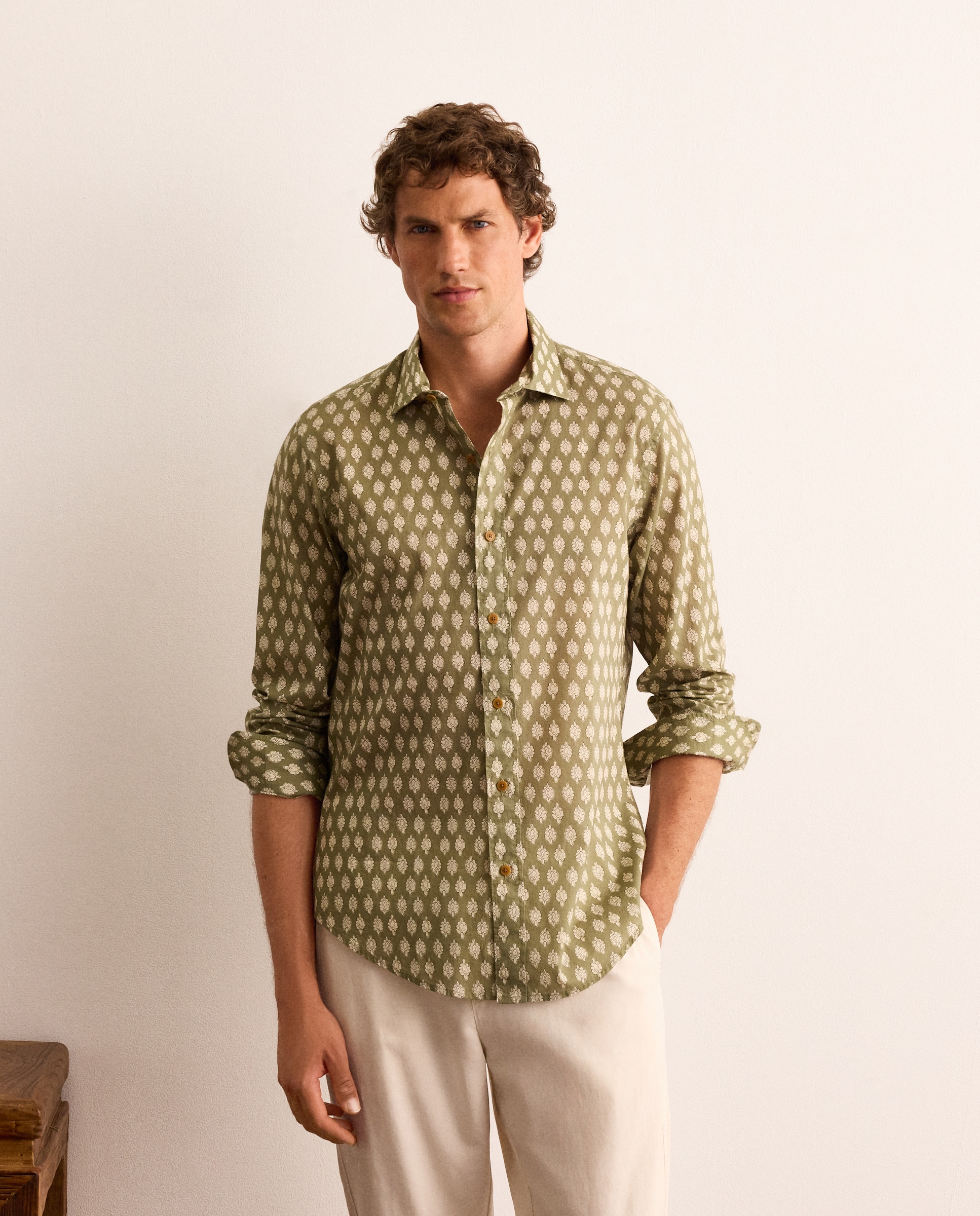 Imagen 0 de Camisa de hombre estampada slim fit Crudo