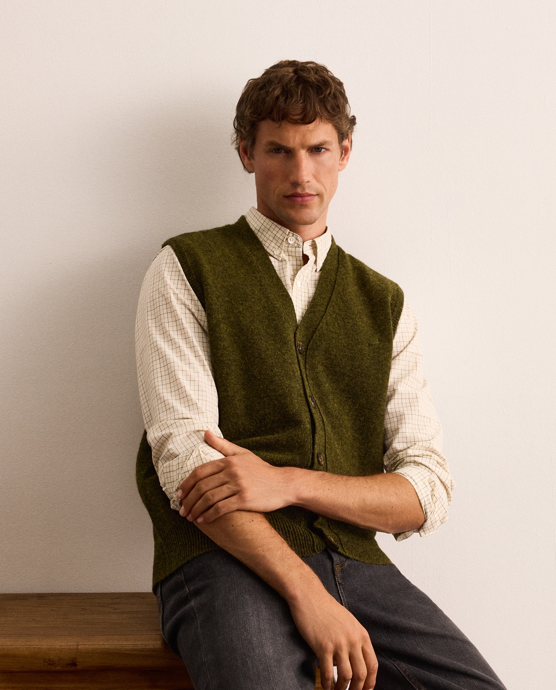 Chaleco de punto 100% lambswool con botones y cuello de pico hombre - Lloyd's - Verde oscuro Verde oscuro-1