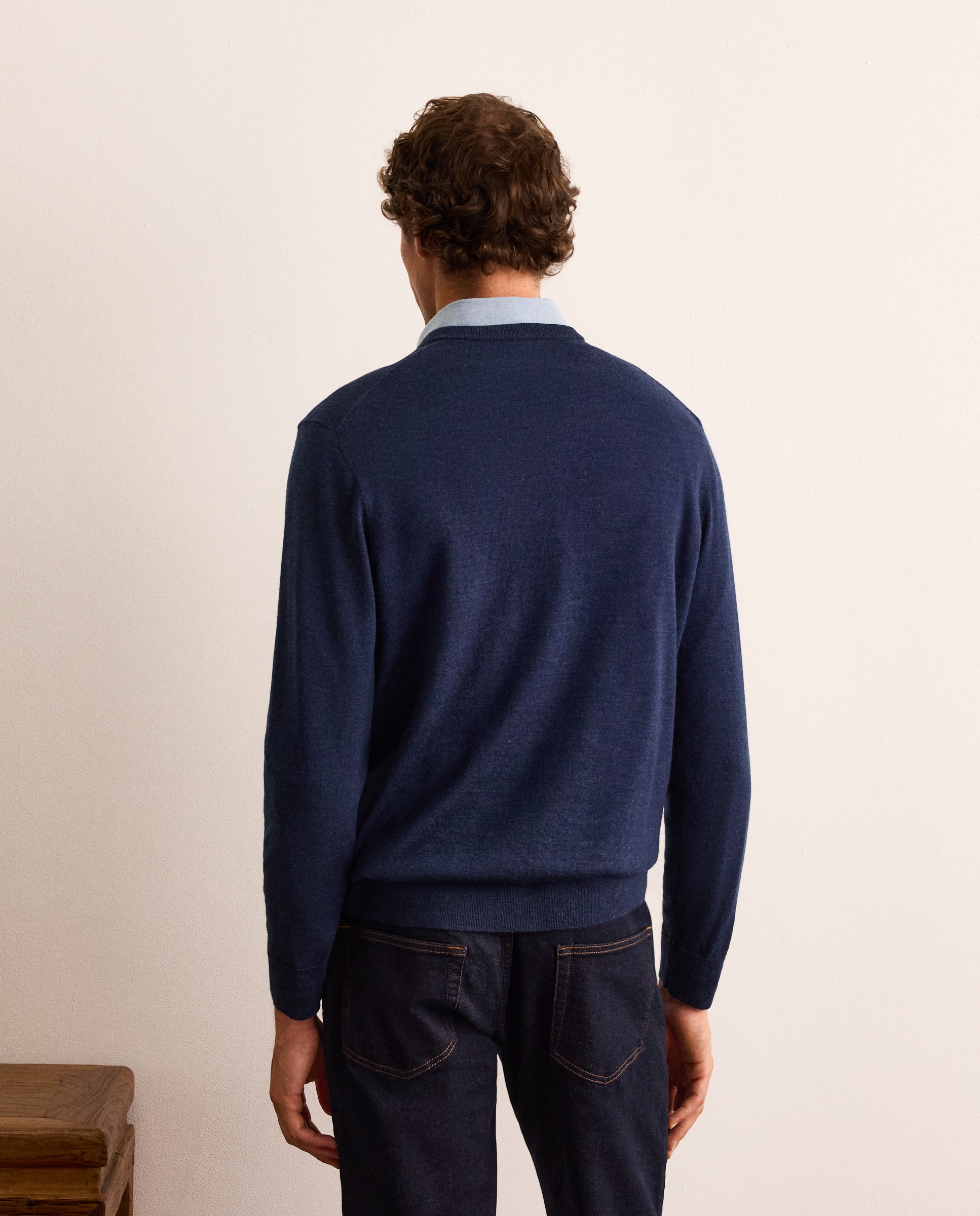Jersey fino de lana merino con cuello de pico hombre - Lloyd's - Azul marino Azul marino-3