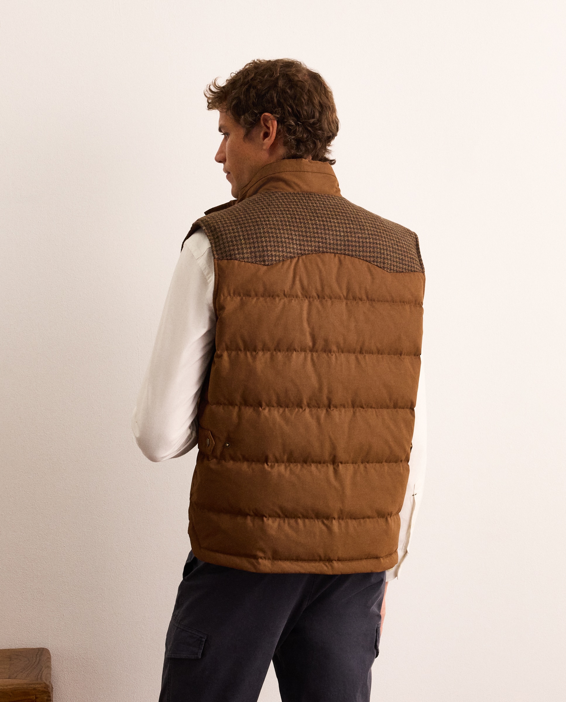 product.carousel.image.label