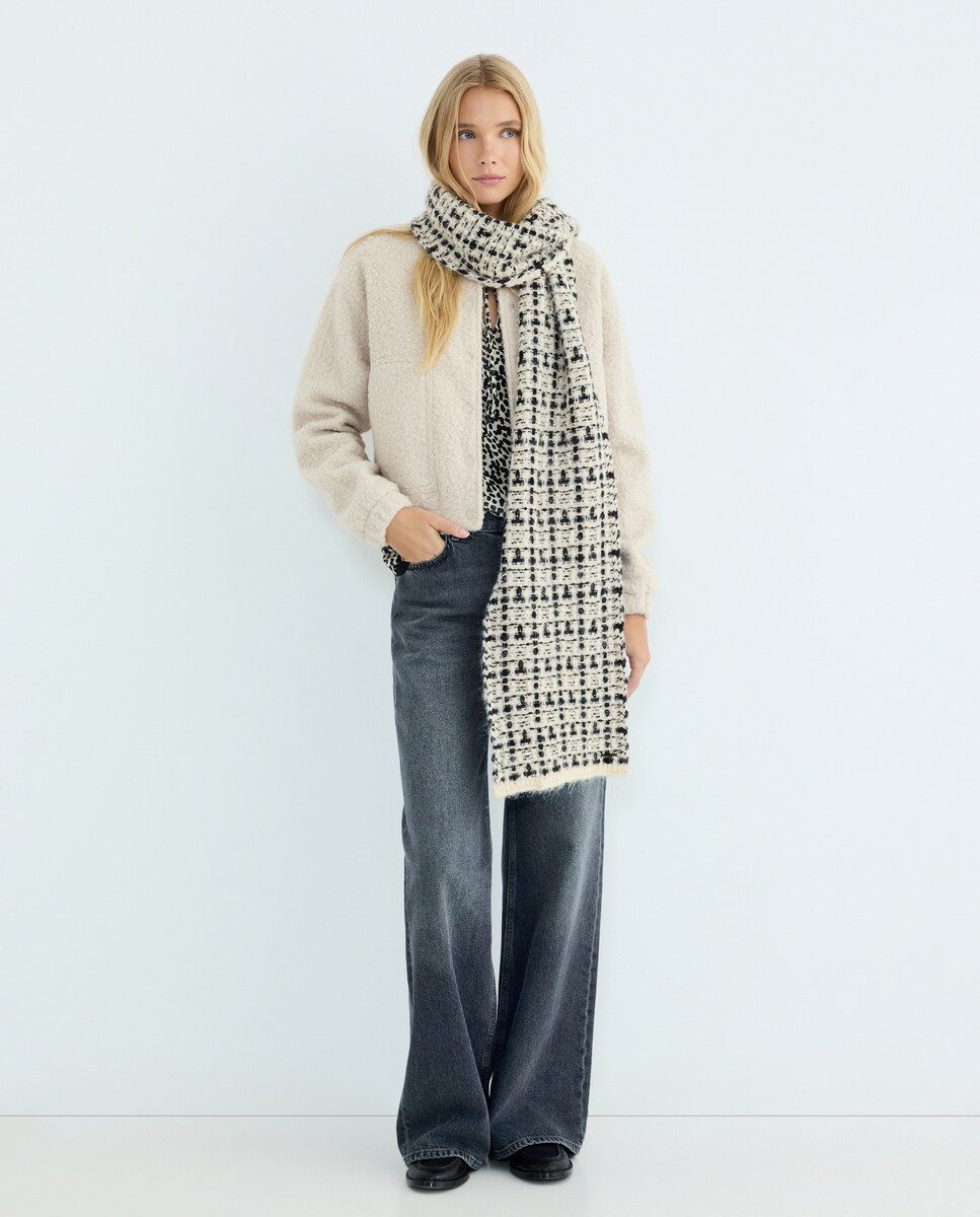 Cachecol de Malha com Detalhe às Riscas 120 Cru-4