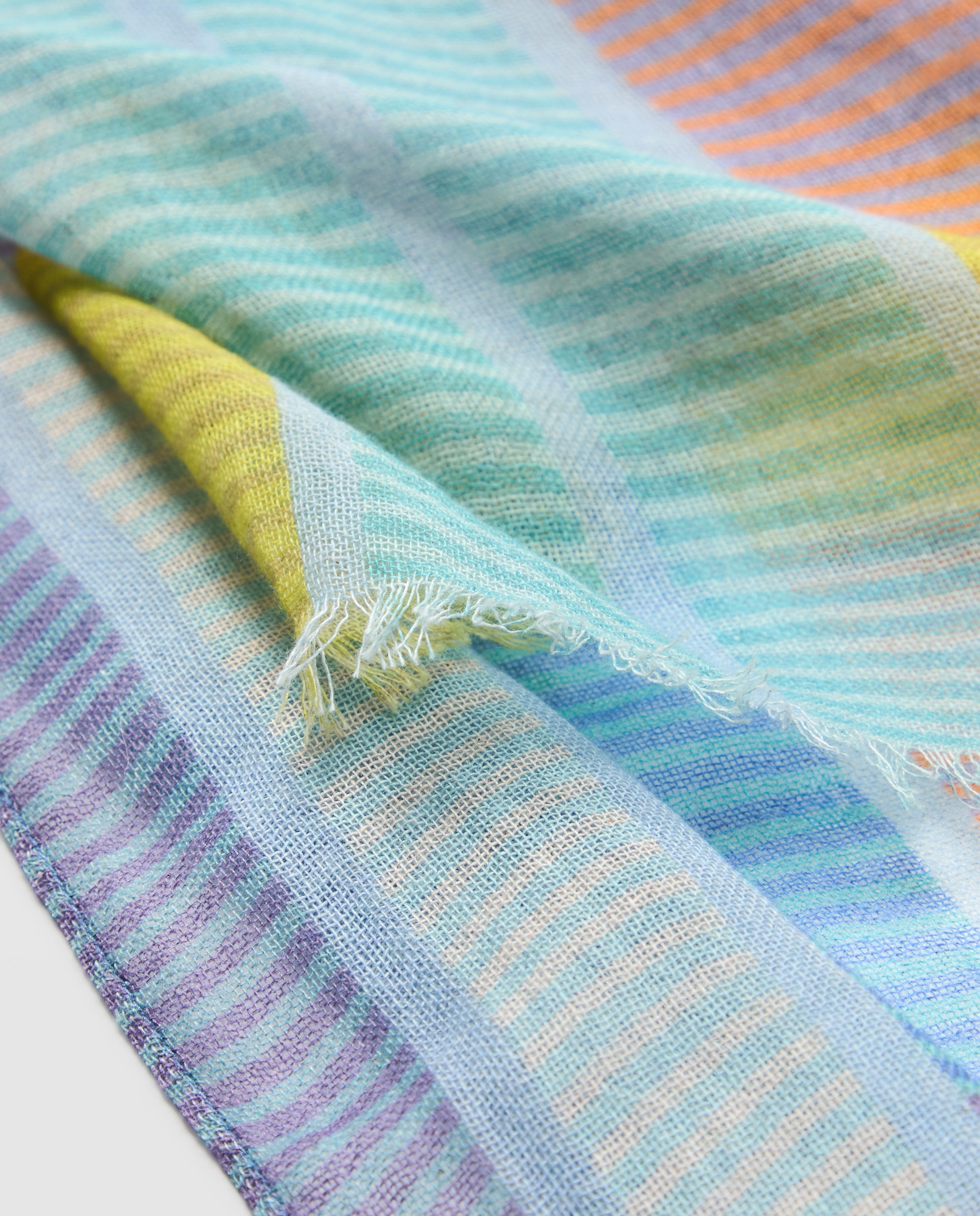 Lenço com Estampado às Riscas - Multicolor 400 Azul-3