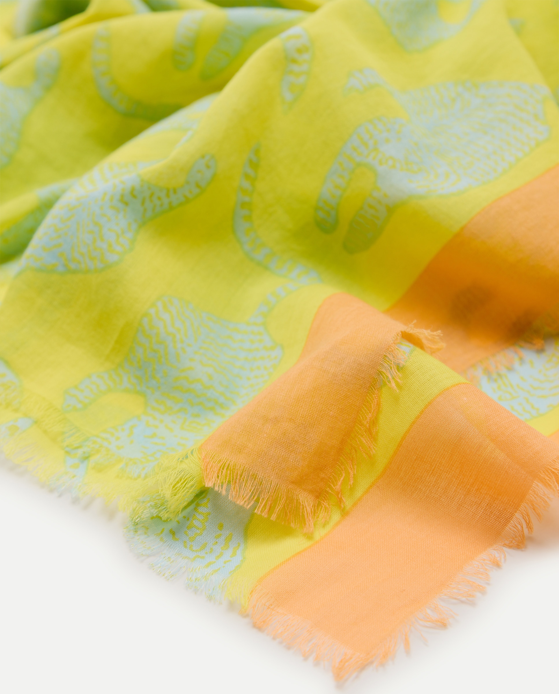 Lenço com Estampado de Macacos 586 Lima-3