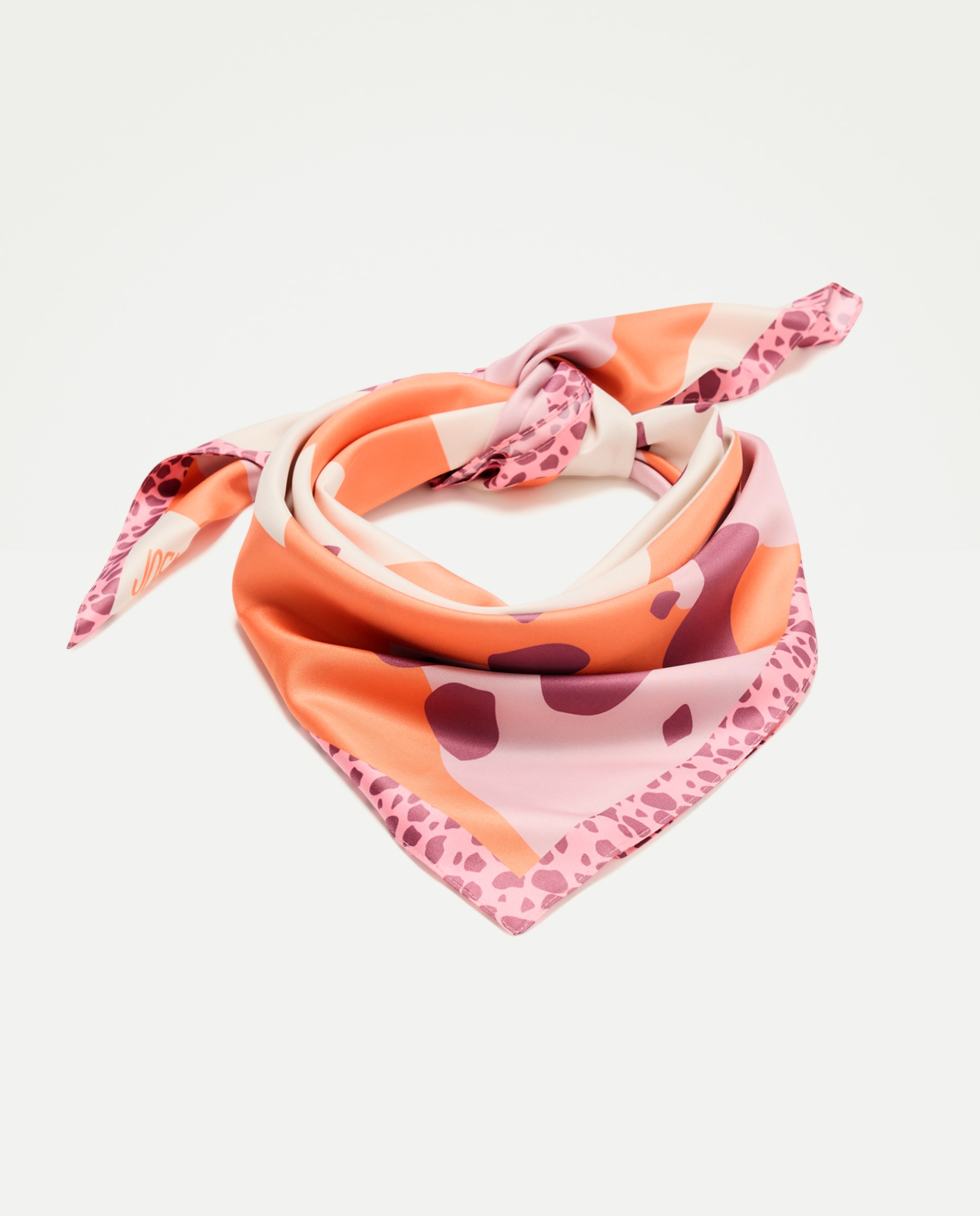 Lenço Acetinado com Estampado 120 Cru-1