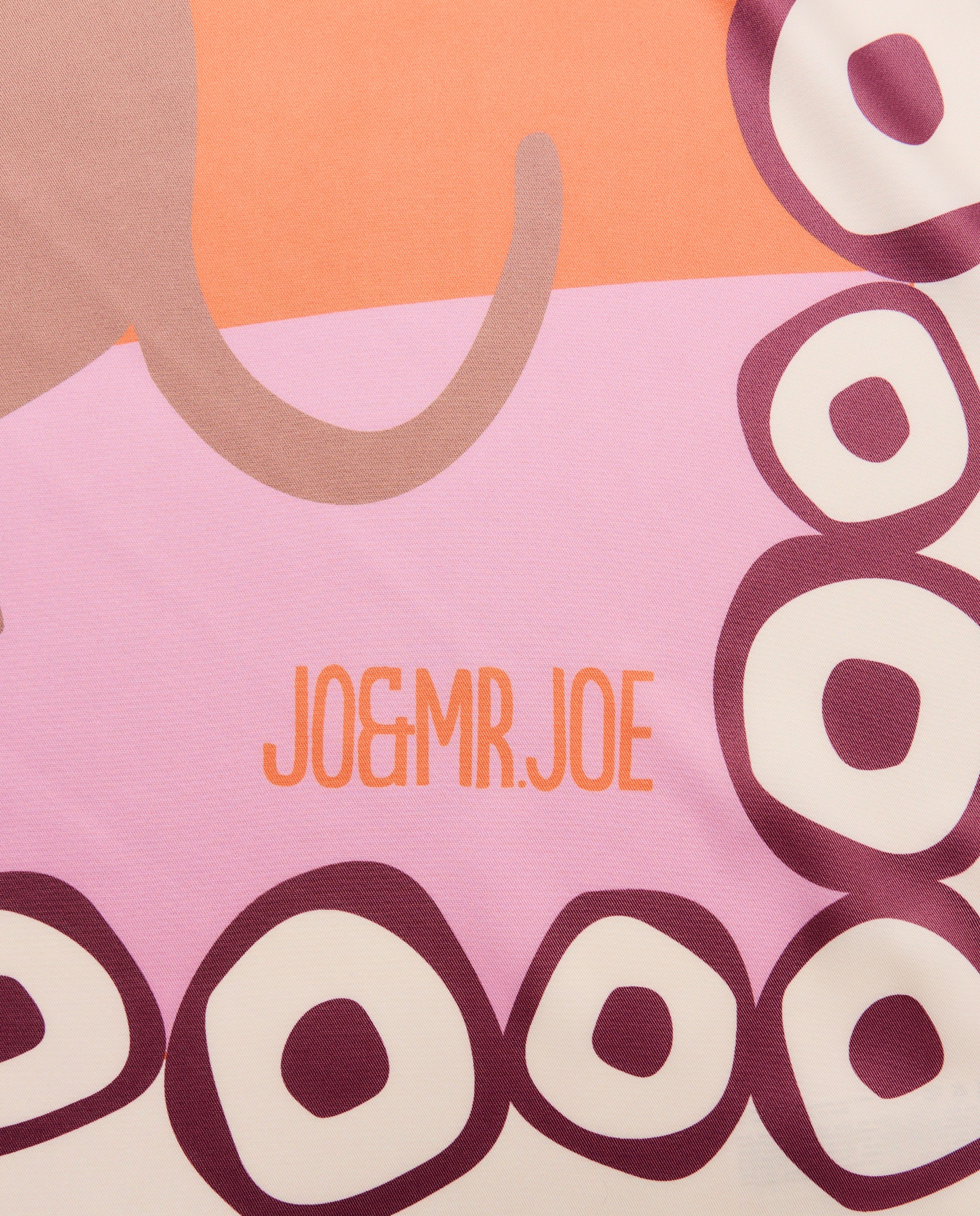 Lenço Plissado com Estampado de Galgos 120 Cru-4