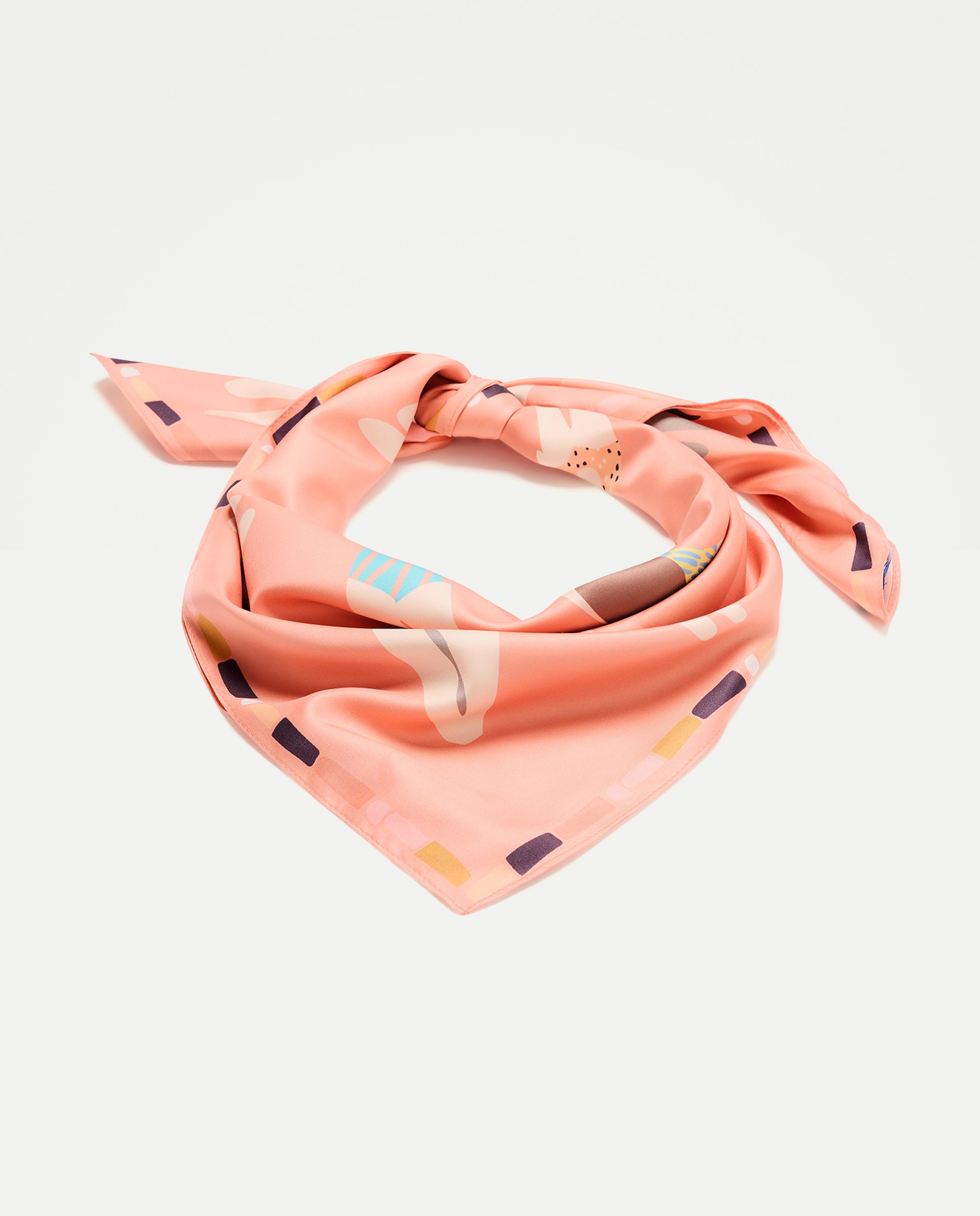 Imagem 0 de Lenço Acetinado com Estampado de Nadadoras