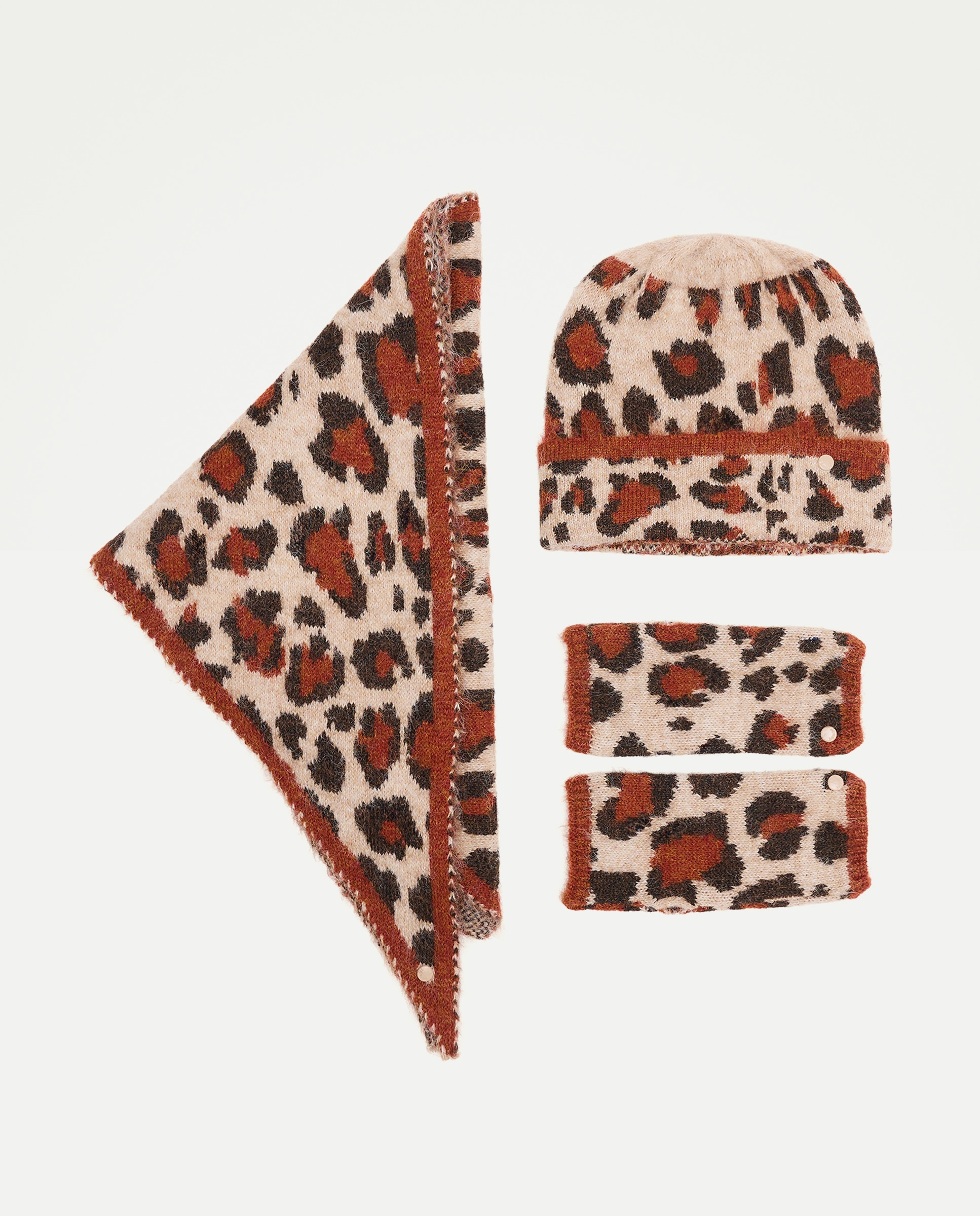 Imagem 0 de Conjunto de Gorro, Xaile e Luvas com Estampado de Manchas