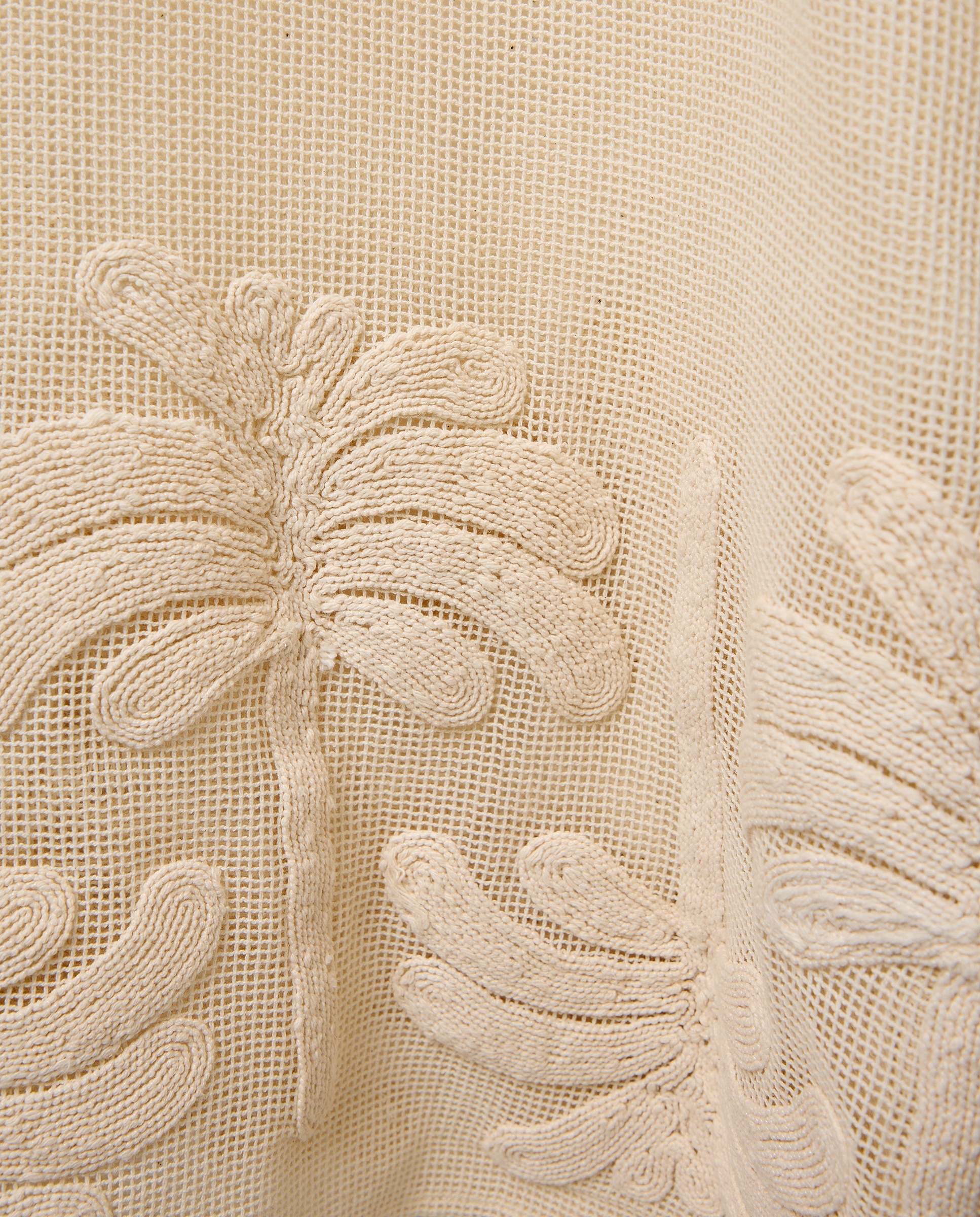 Kaftan Rendilhado com Bordado de Palmeira 120 Cru-3