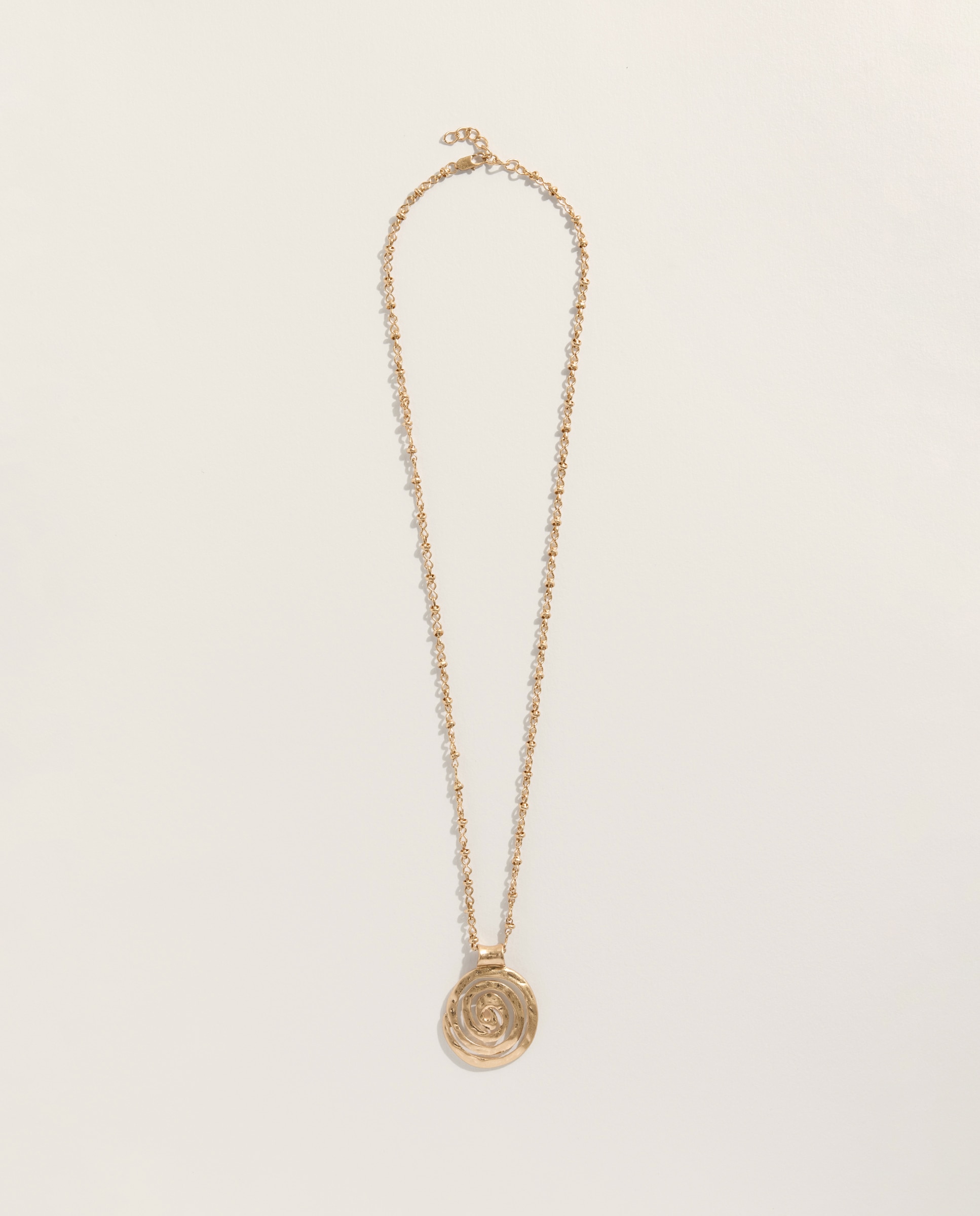 Colar com Peça de Búzio 391 Ouro Velho-2