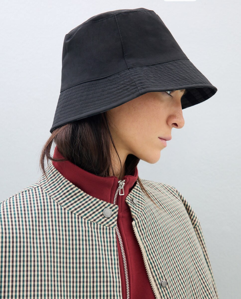 Imagen 1 de Sombrero bucket reversible Burdeos