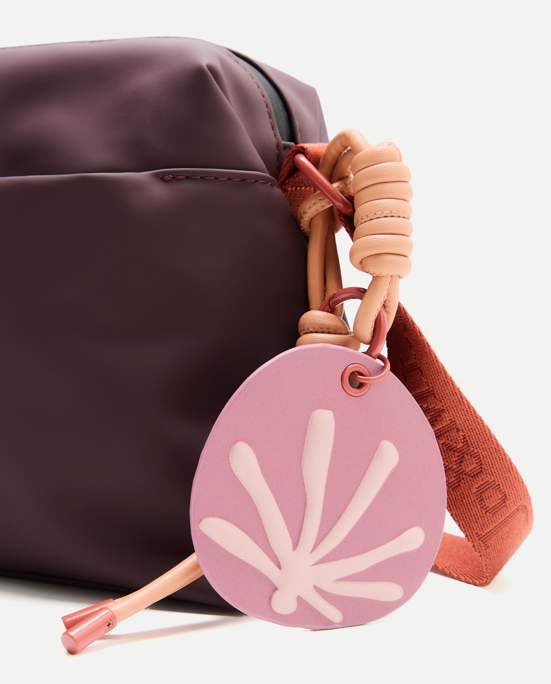 Mala a Tiracolo com Conta Floral Bordeaux-5