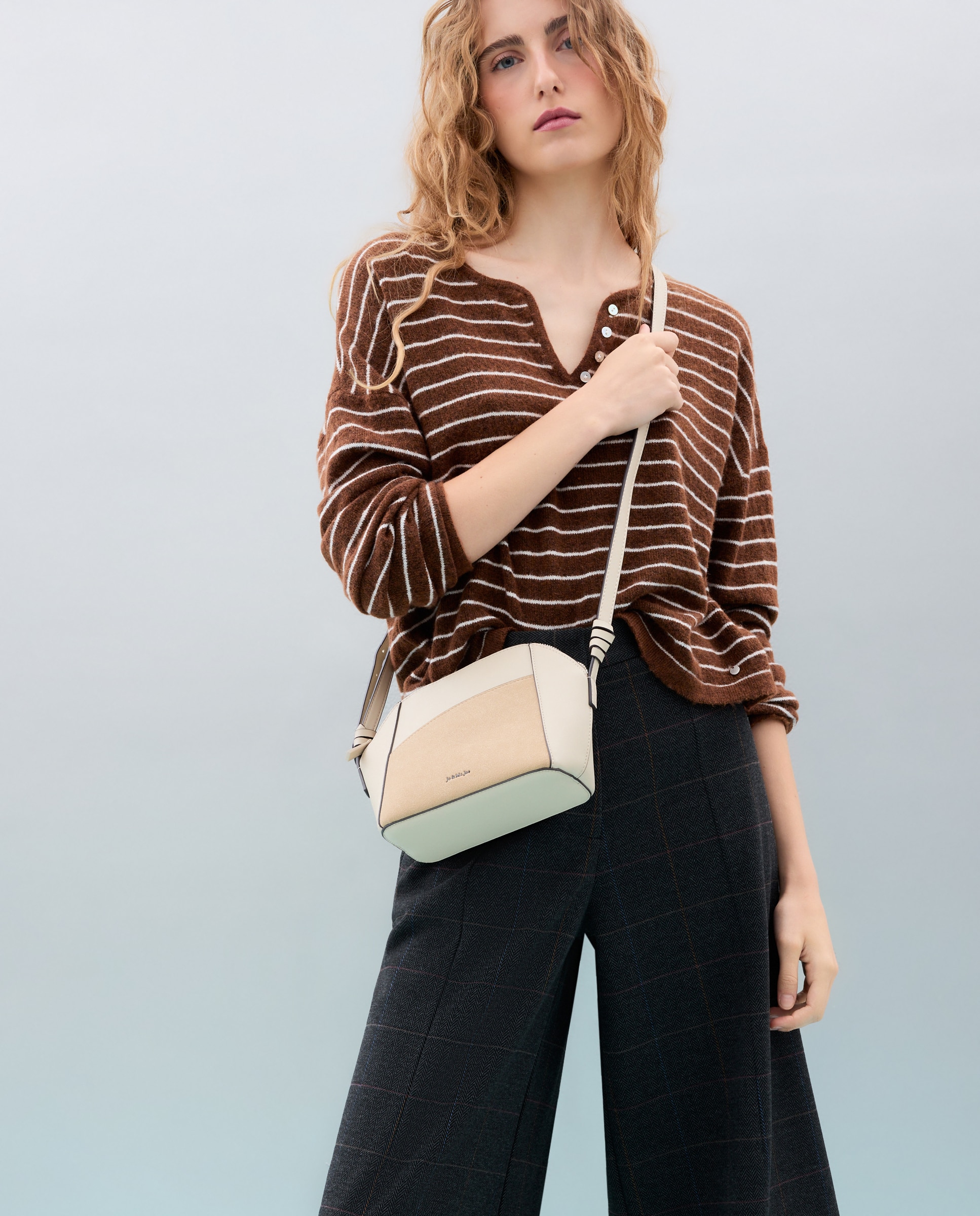 Bolso bandolera con materiales combinados - Jo & Mr. Joe - 120 Crudo 120 Crudo-6