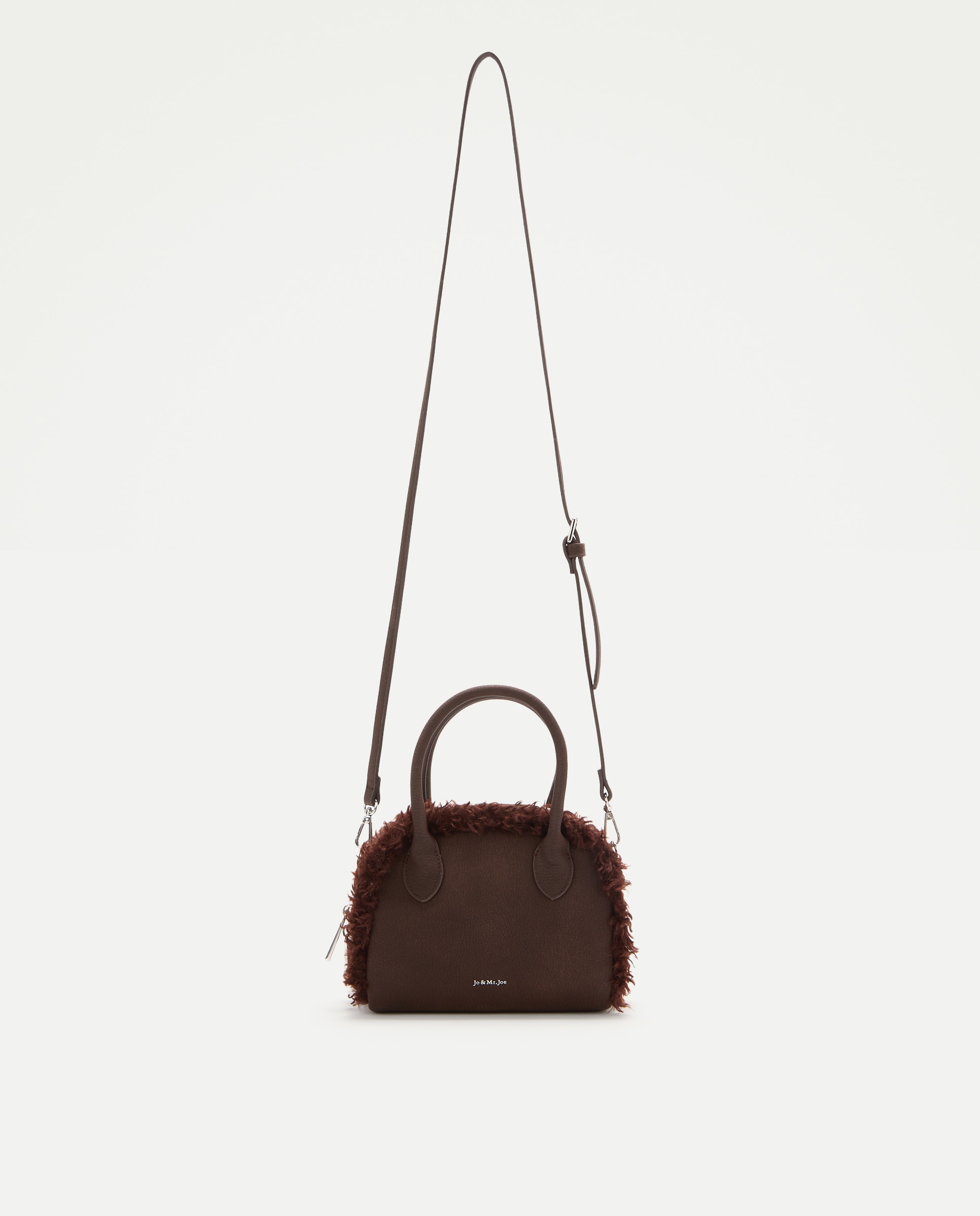 Imagem 0 de Mala Crossbody com Pelo