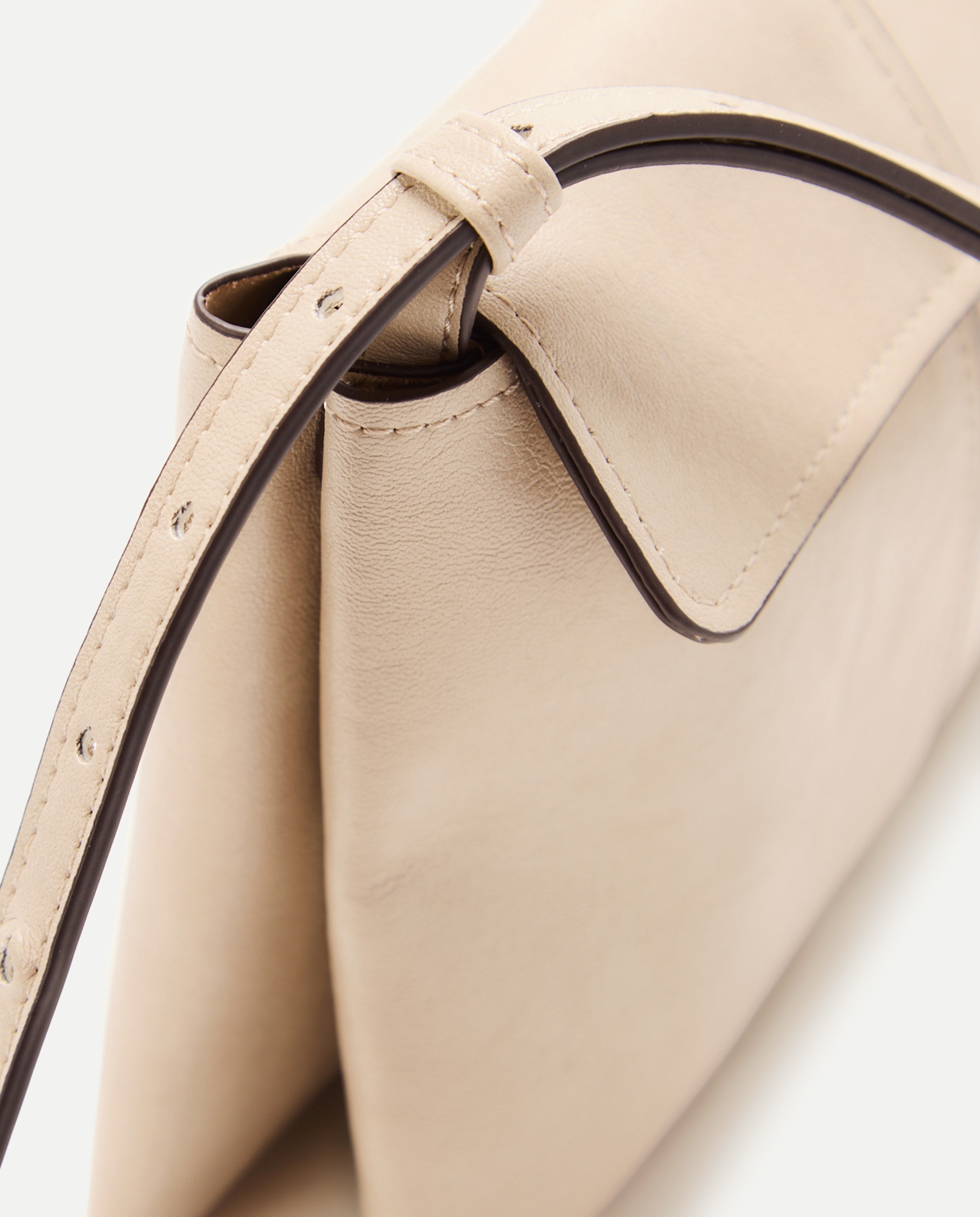 Mala Crossbody com Efeito Enrugado Branco-4