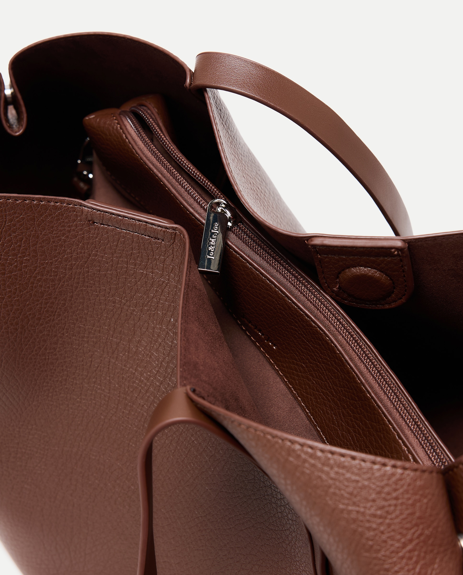 Mala Tipo Shopper Chocolate-5