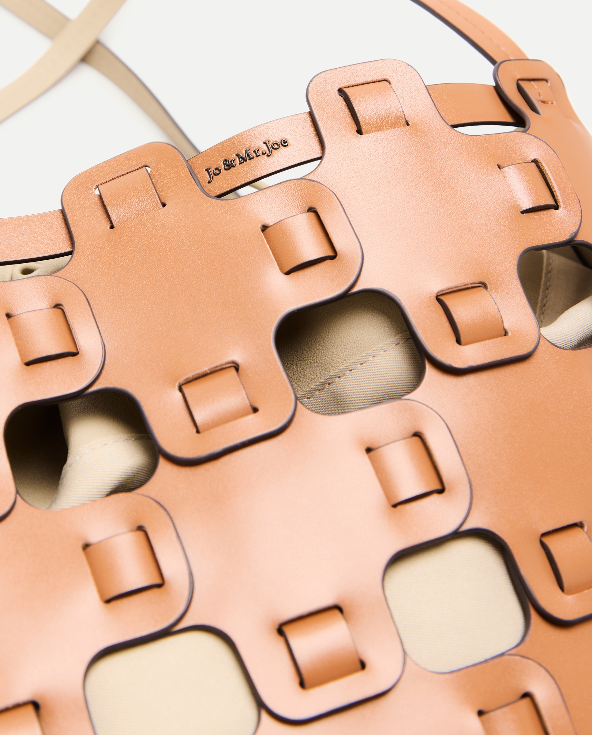 Mala Shopper com Peças Entrelaçadas Castanho-4