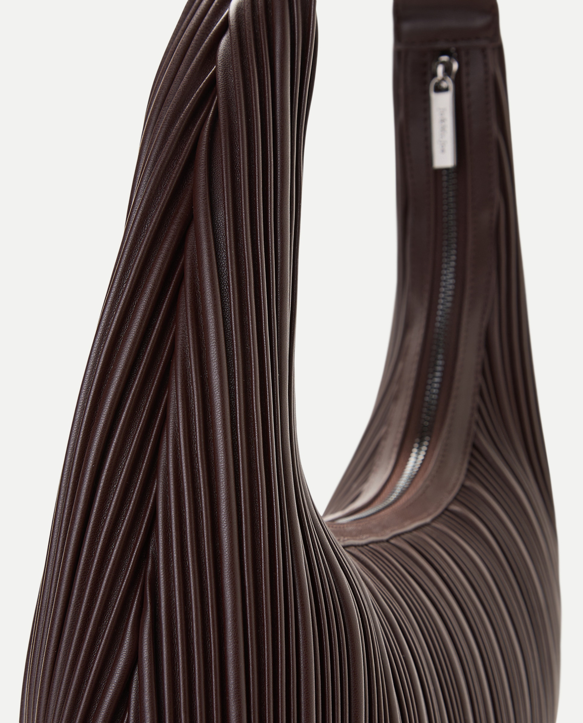 Bolso hobo plisado - Jo & Mr. Joe - Chocolate Chocolate-4