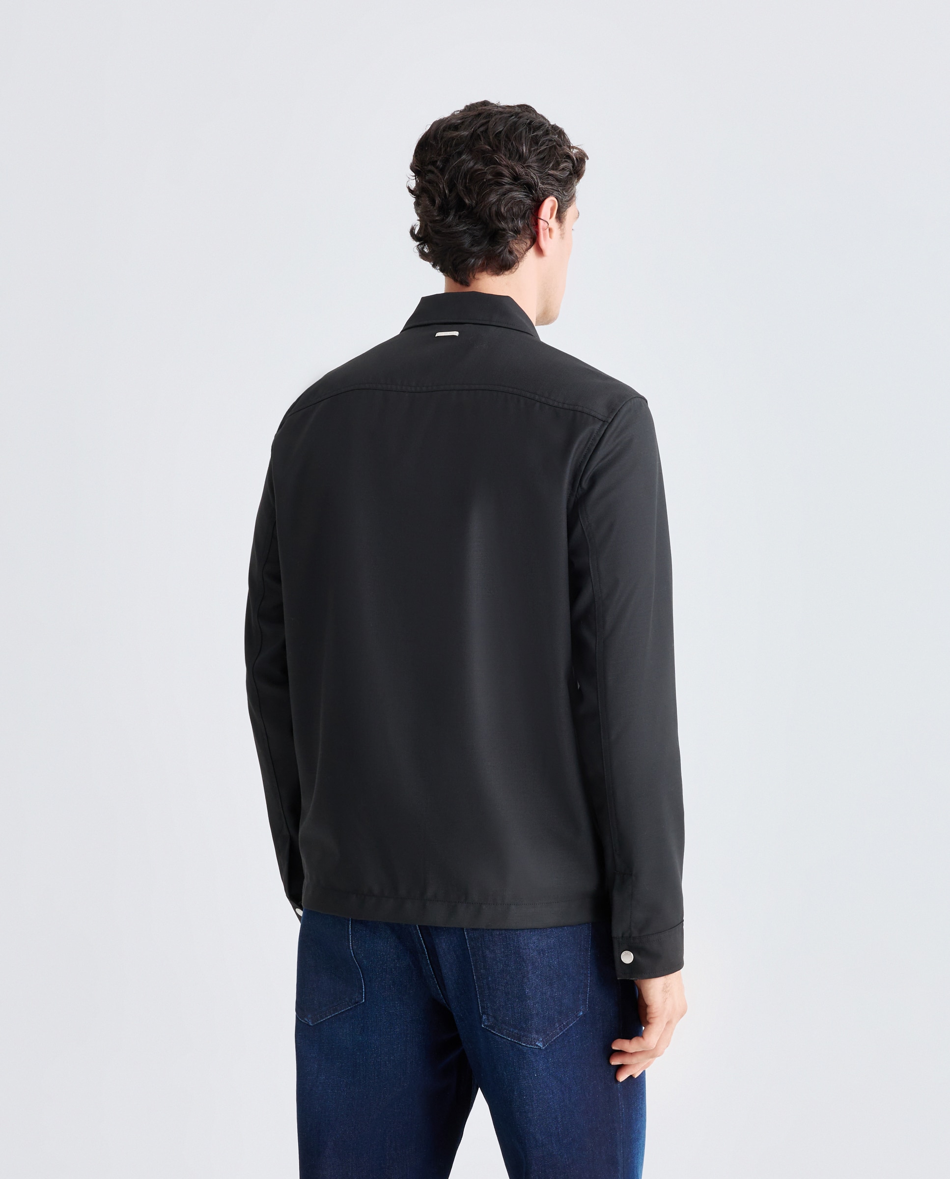 Imagem 0 de Sobrecamisa de Qualidade Técnica com Fecho de Correr