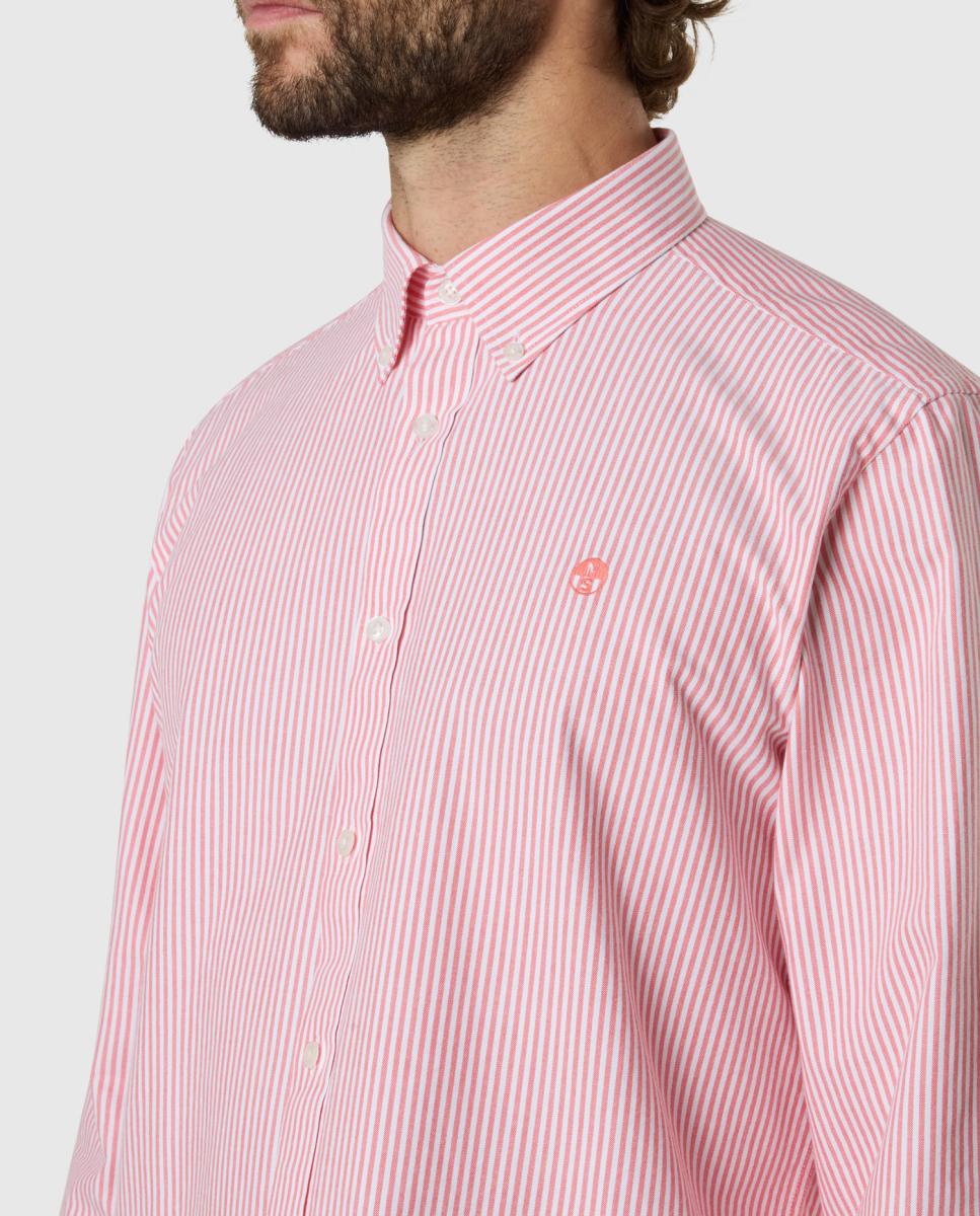 Camisa Oxford com Botão no Colarinho Vermelho-4