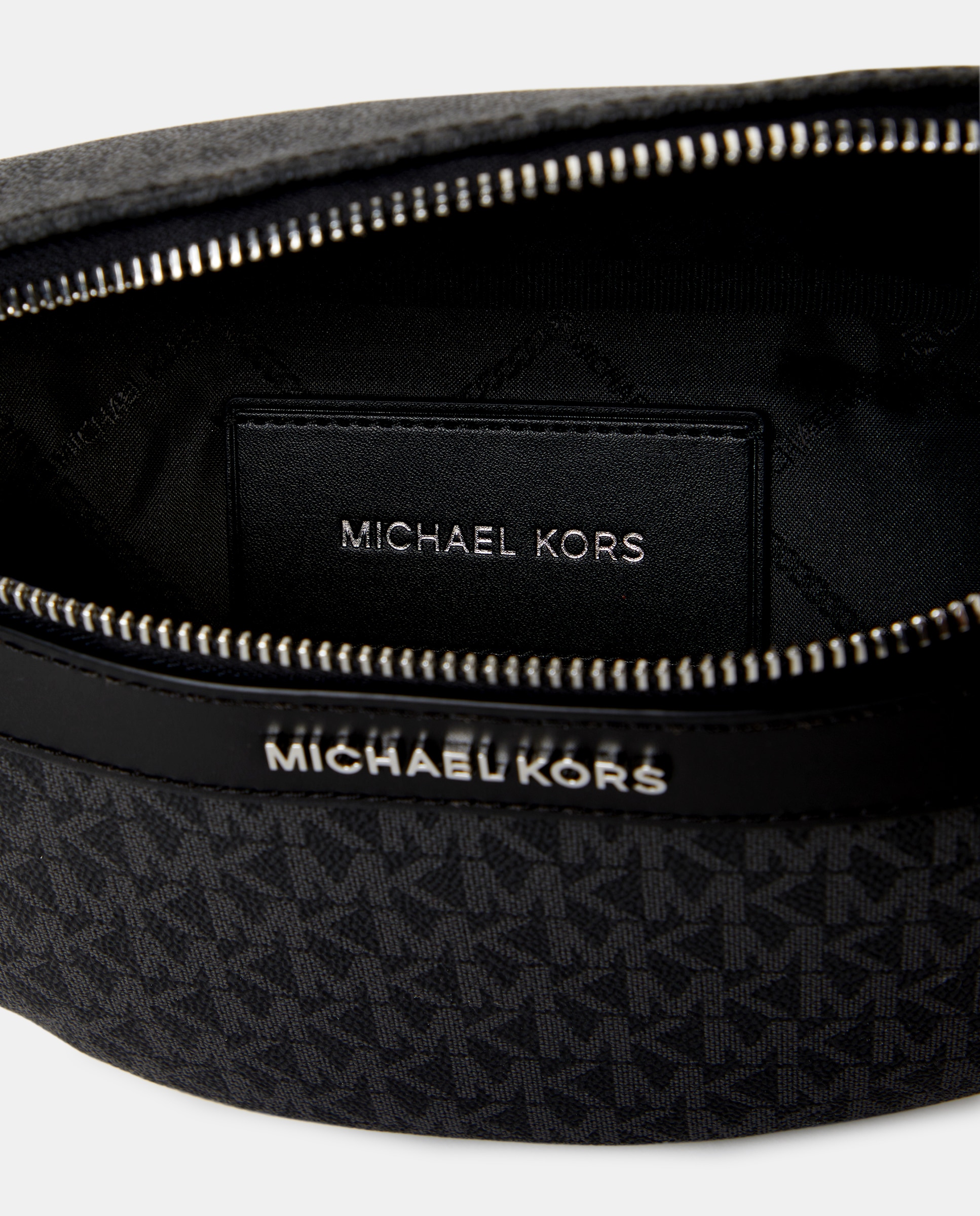 Bolsa de Cintura Greyson com Alça de Tiracolo e Logótipo Preto-3