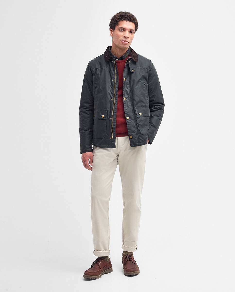 Barbour - Chaqueta de hombre de cuello alto y parches en los hombros.