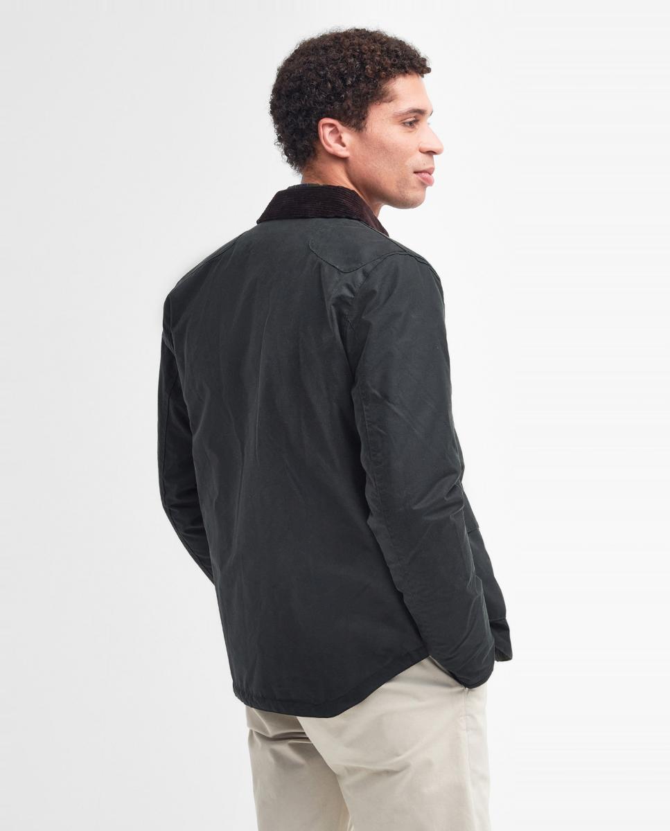 Imagen 2 de Chaqueta de hombre de cuello alto y parches en los hombros - Barbour - Verde Verde oscuro
