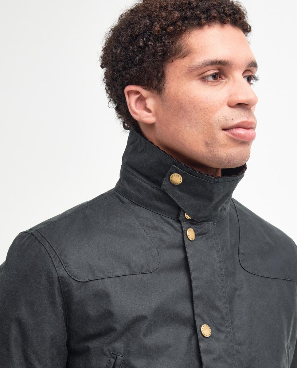 Imagen 4 de Chaqueta de hombre de cuello alto y parches en los hombros - Barbour - Verde Verde oscuro